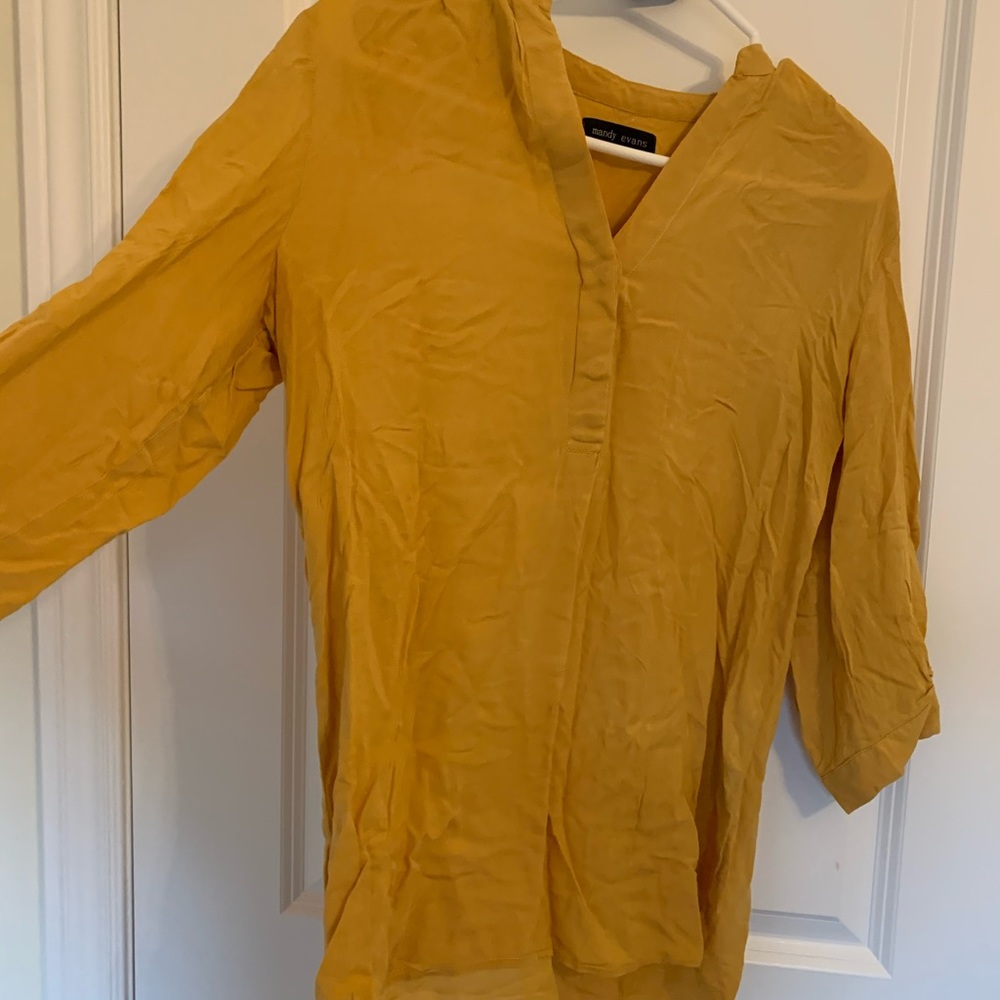 Cute yellow top by Mandy Evans